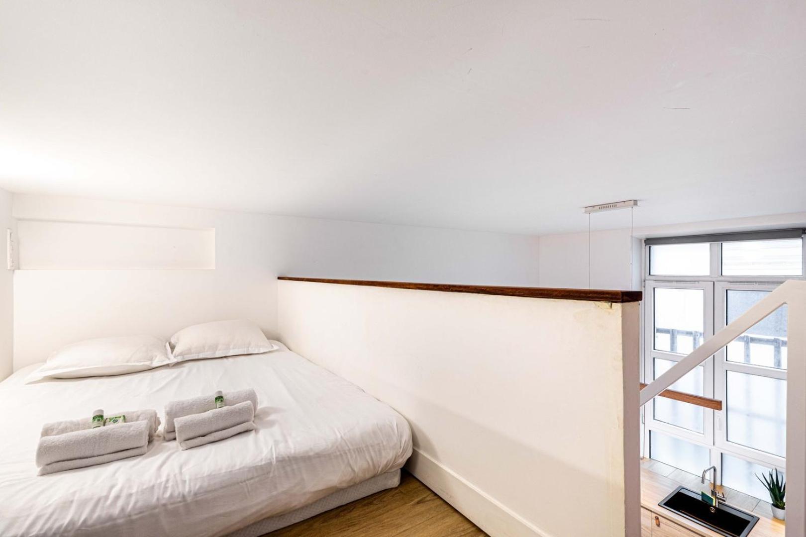 Disponible - Paris - All Equipped Duplex - From 1 To 6 Guests Kültér fotó